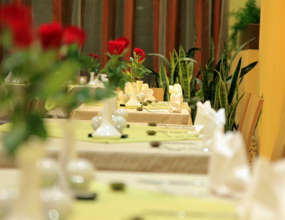 Reliance Hotel Apartment 아디스아바바 외부 사진
